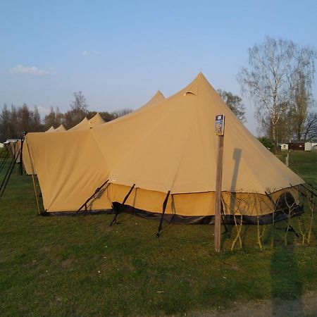 Tent-Ok Opende Ngoại thất bức ảnh